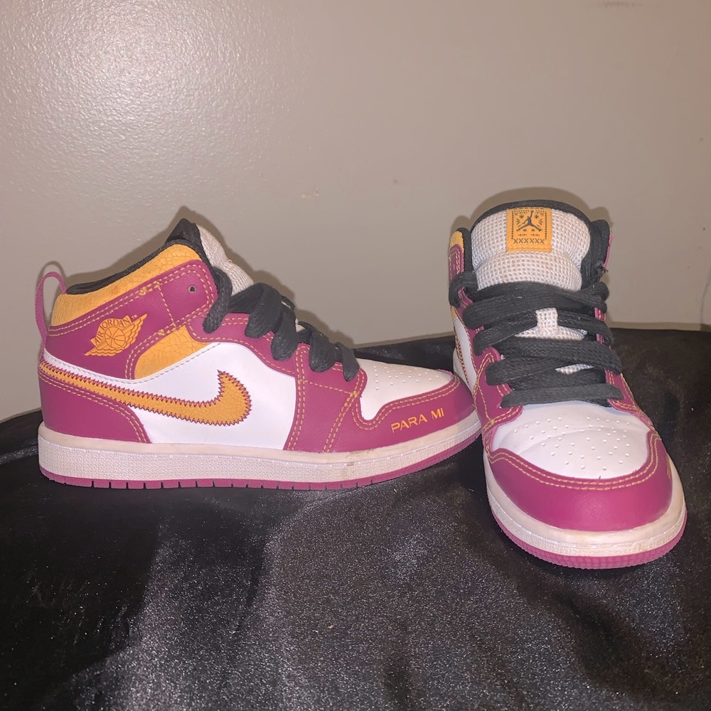 Size 13c kids Air Force 1